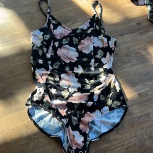 AE ribbed floral size small bodysuit.